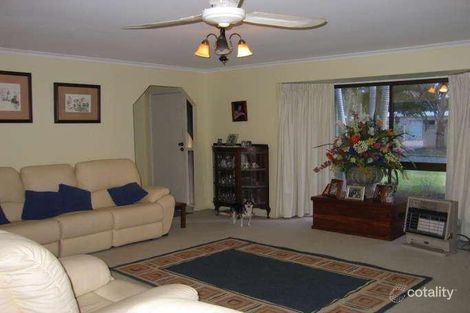 Property photo of 35 Lurnea Crescent Mountain Creek QLD 4557