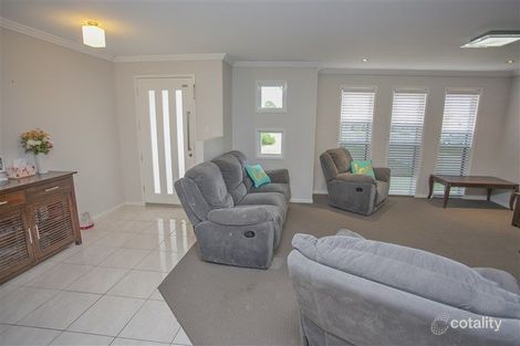 Property photo of 10 McKenzie Street Chinchilla QLD 4413