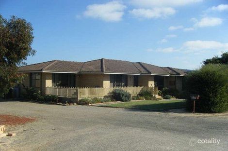 Property photo of 81 David Road Waggrakine WA 6530