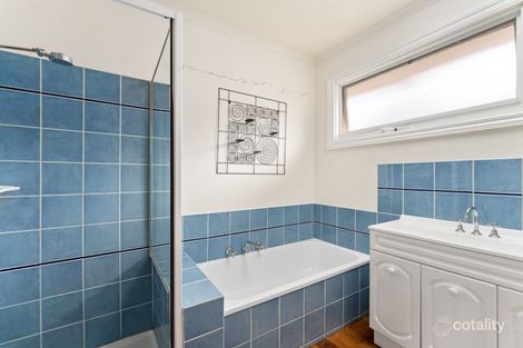 Property photo of 22 Roseland Crescent Hoppers Crossing VIC 3029