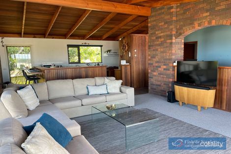 Property photo of 15 Surf Circle Tura Beach NSW 2548