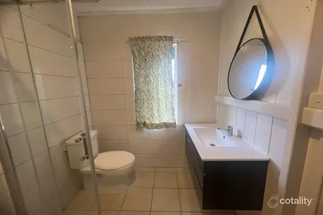 Property photo of 10 Alfred Street Biggenden QLD 4621
