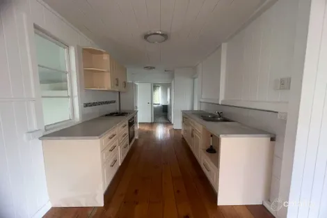 Property photo of 10 Alfred Street Biggenden QLD 4621