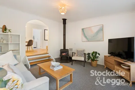 Property photo of 14 Leawarra Street Rye VIC 3941