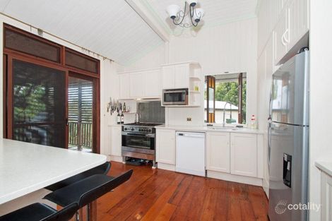 Property photo of 48 Barton Parade Balmoral QLD 4171