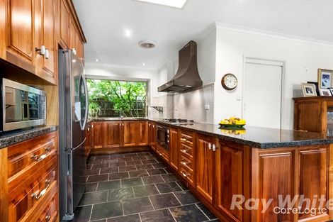 Property photo of 6 Bunker Crescent Glen Waverley VIC 3150