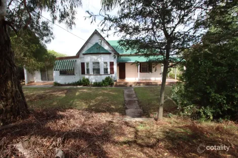 465 Rouse St, Tenterfield, NSW 2372