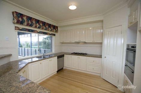 Property photo of 3 Thompson Drive Wantirna VIC 3152