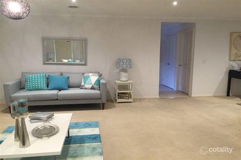 Property photo of 30 Poppy Drive South Morang VIC 3752