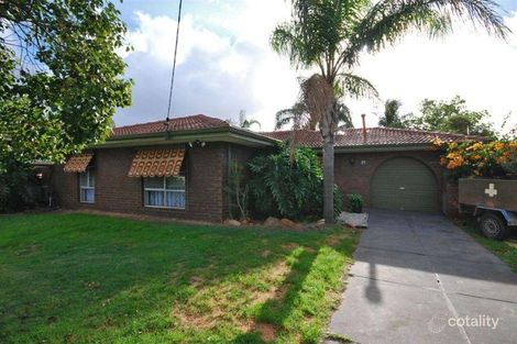 27 Lawrence St, Gosnells, WA 6110