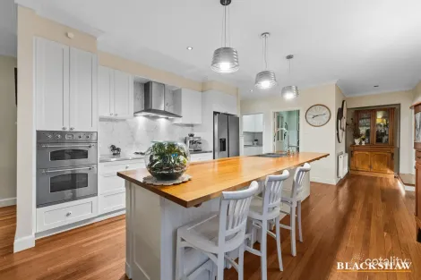 Property photo of 30 Euree Street Reid ACT 2612