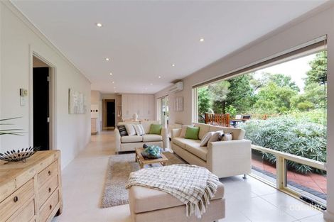 15 Woorabinda Dr, Stirling, SA 5152