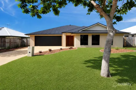 12 Narrabeen St, Blacks Beach, QLD 4740