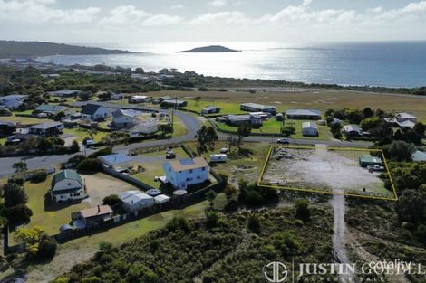 27 Carins Cl, Tomahawk, TAS 7262