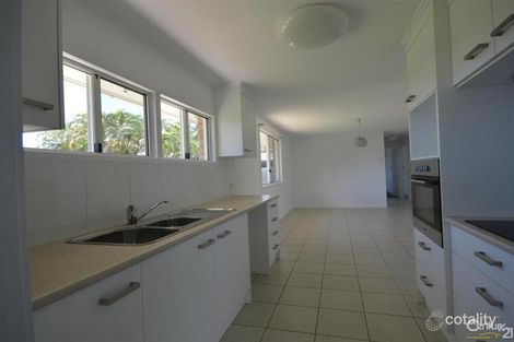 Property photo of 7 The Broadway Avoca QLD 4670