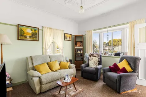 Property photo of 7 Troy Street Harlaxton QLD 4350