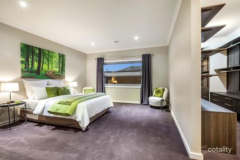 Property photo of 2 Strathmore Street Bentleigh VIC 3204