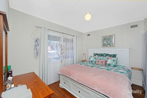 Property photo of 35 Ocean View Road Gorokan NSW 2263