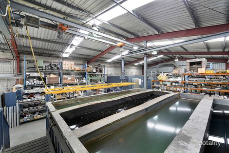 3 Kiwi Ct, Lonsdale, SA 5160