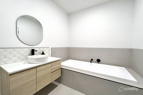 Property photo of 3 Heather Grove Traralgon VIC 3844