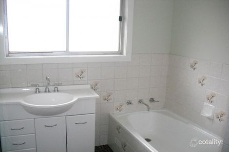 Property photo of 2/25 Surrey Street Minto NSW 2566