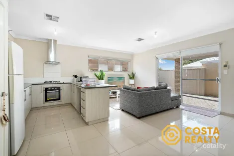 Property photo of 98A Armstrong Road Wilson WA 6107
