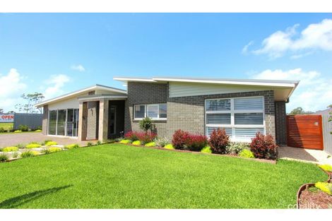 Property photo of 51 Currawong Drive Port Macquarie NSW 2444