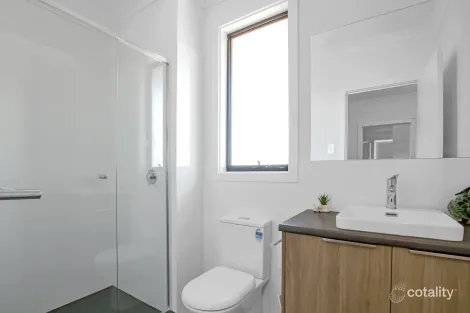 Property photo of 10 Pollifrone Close Angle Vale SA 5117