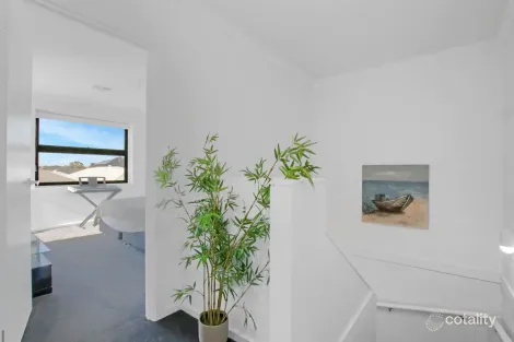 Property photo of 10 Pollifrone Close Angle Vale SA 5117