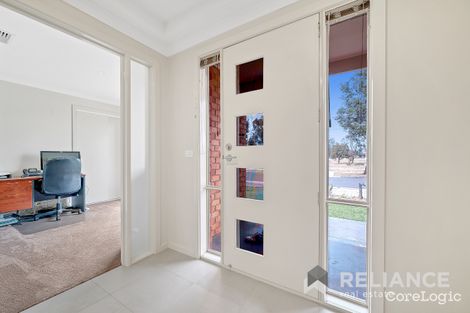 Property photo of 31 Stretton Drive Brookfield VIC 3338