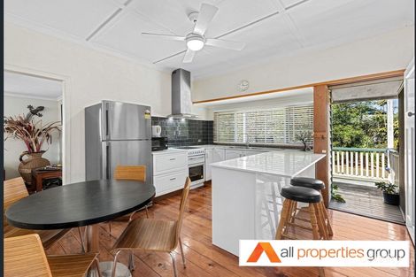 Property photo of 37 Holland Road Holland Park QLD 4121