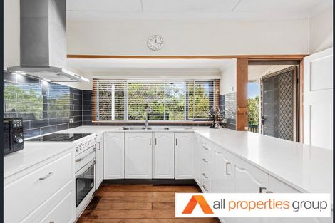 Property photo of 37 Holland Road Holland Park QLD 4121