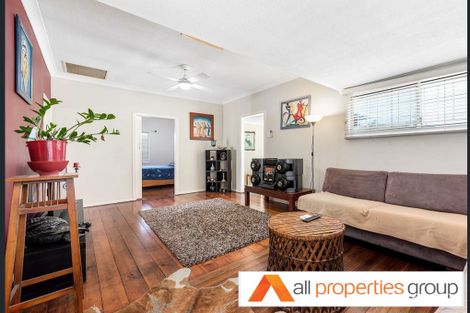 Property photo of 37 Holland Road Holland Park QLD 4121