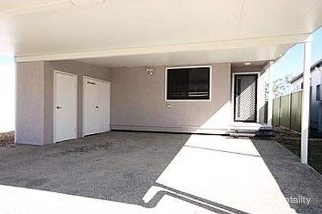 16/5 Atkinson St, Middlemount, QLD 4746