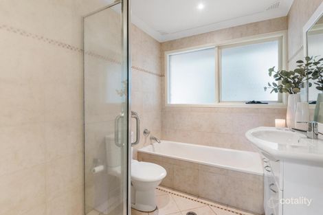 Property photo of 67 Dolphin Crescent Avalon Beach NSW 2107
