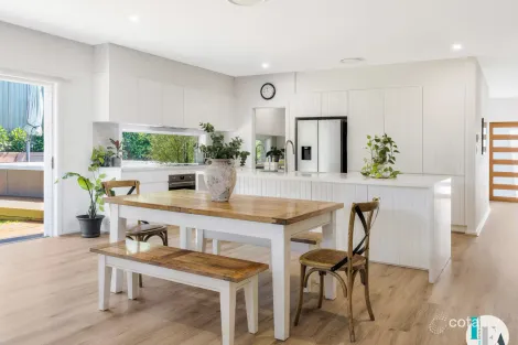 Property photo of 3 Stud Close Calderwood NSW 2527