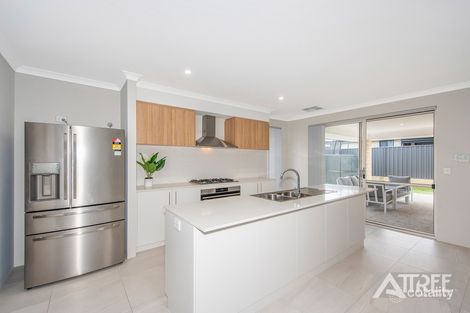 Property photo of 28 Hydrangea Road Treeby WA 6164