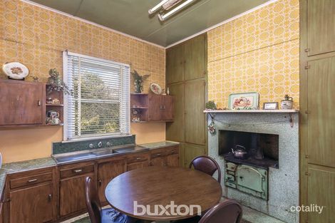 Property photo of 12 Frank Street Ballarat Central VIC 3350