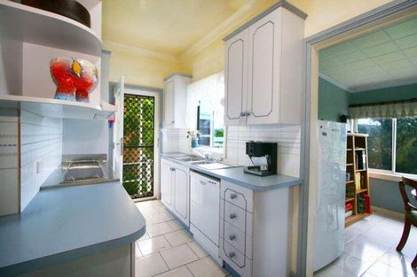 Property photo of 43 Figtree Crescent Figtree NSW 2525