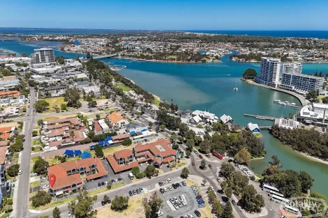 21/1-3 Hackett St, Mandurah, WA 6210