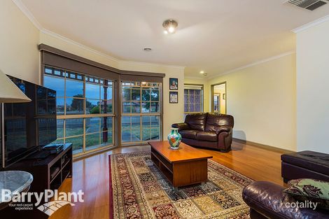 Property photo of 35 Lan Avenue Altona Meadows VIC 3028