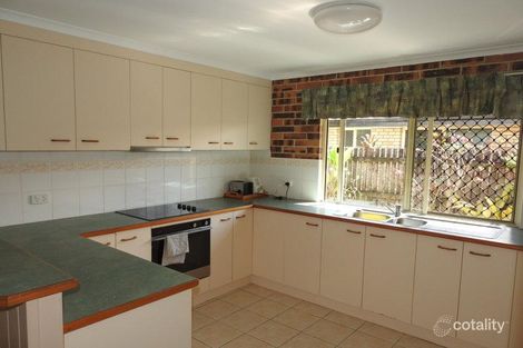 Property photo of 16 Chelsea Crescent Glenella QLD 4740