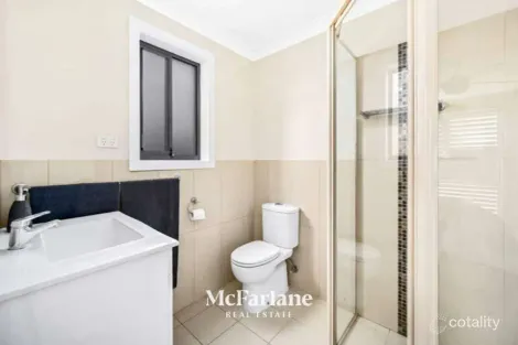 Property photo of 8 Fitzwilliam Circuit Macquarie Hills NSW 2285