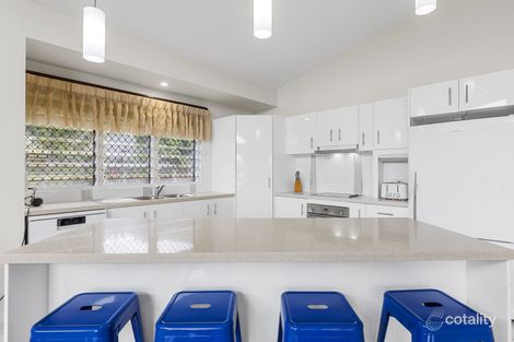 Property photo of 3 Lachlan Place Gympie QLD 4570