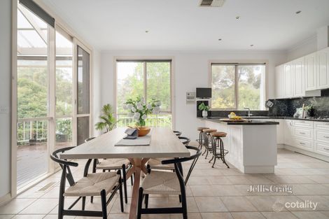 Property photo of 5 Plumtree Close Eltham VIC 3095