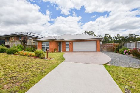 Property photo of 46 De Lauret Street Renwick NSW 2575
