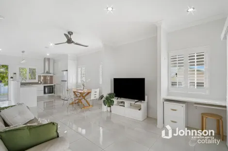 Property photo of 3/52 Dibar Street Wynnum QLD 4178