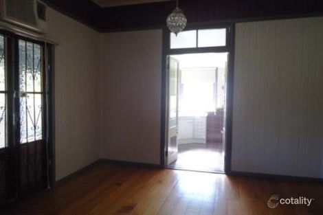 Property photo of 20 Walsh Street Newtown QLD 4305