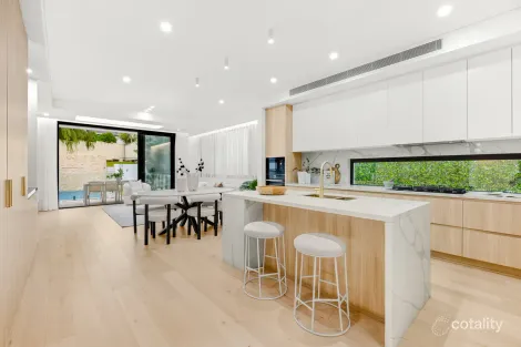 Property photo of 3A Lasseter Avenue Chifley NSW 2036