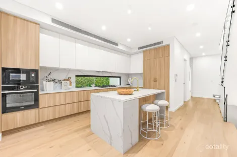 Property photo of 3A Lasseter Avenue Chifley NSW 2036